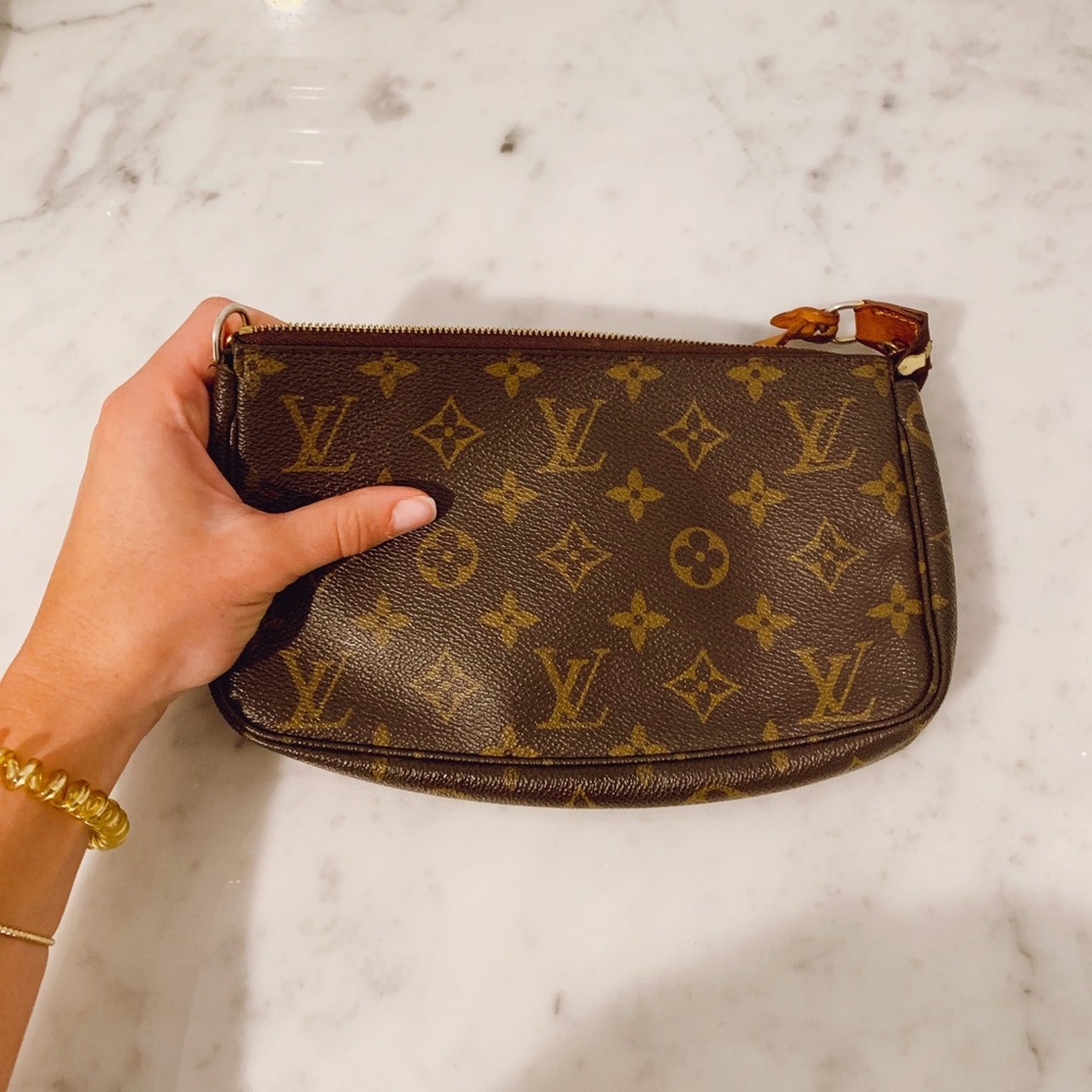 Vintage Louis Vuitton Wristlet